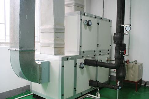 潔凈風(fēng)管安裝圖片