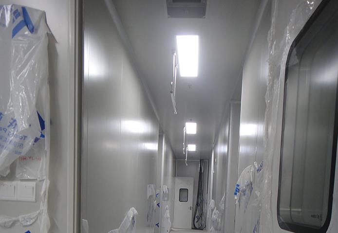 十萬(wàn)級(jí)凈化車間工程施工圖片