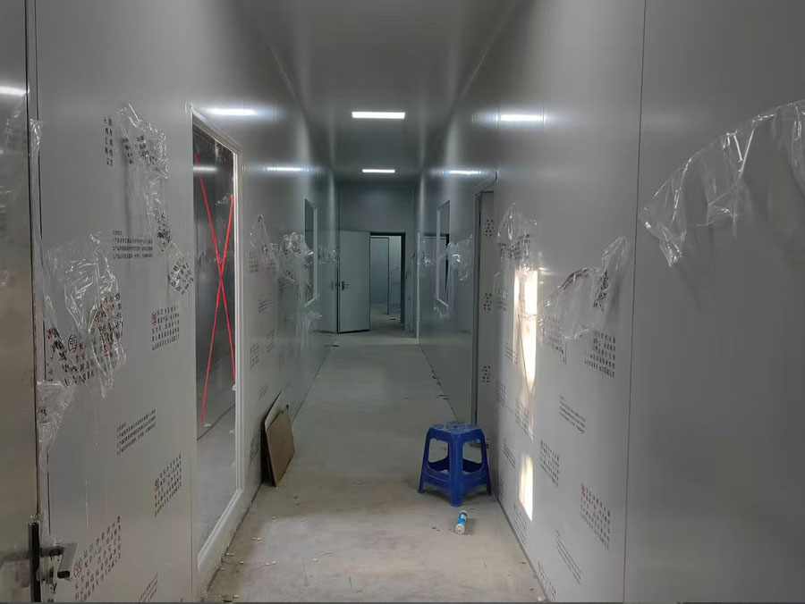 醫(yī)療器械潔凈室裝修施工圖片